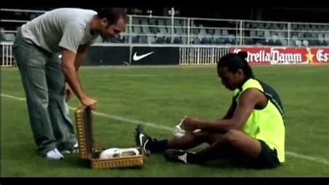 ronaldinho crossbar nike ad fake|ronaldinho crossbar commercial.